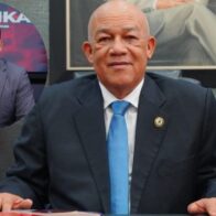 Director de Inespre "se niega" a pagar viáticos a empleados, denuncia Hansel García