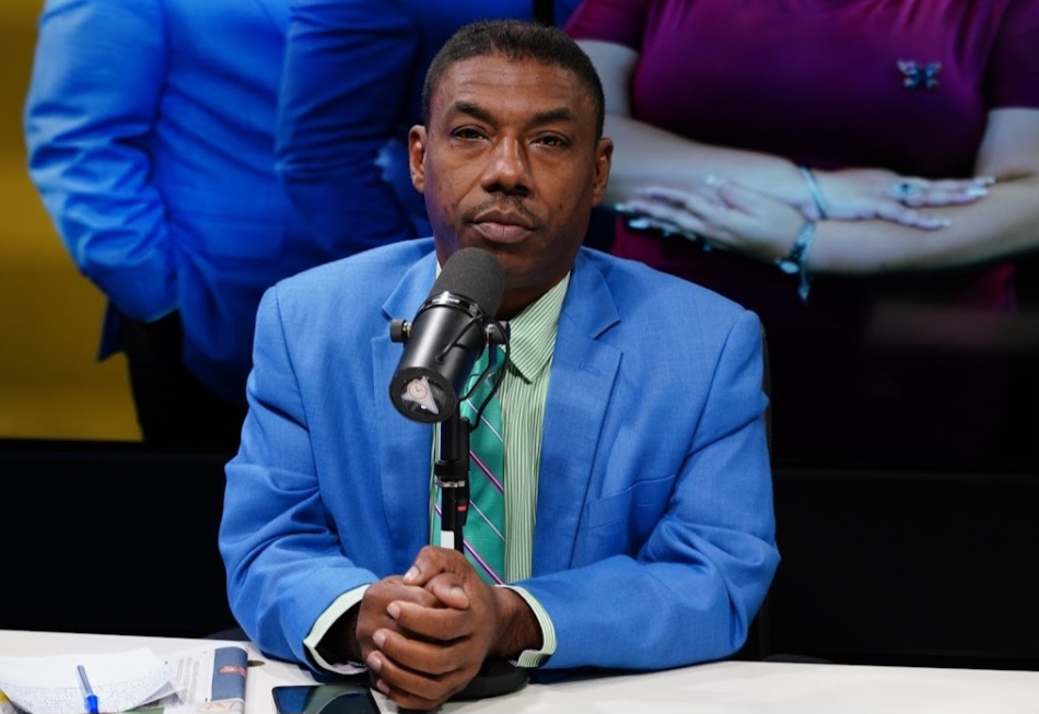 Nilson Abreu cuestiona declaraciones de Antonio Marte de que no hay narcotraficantes en el Senado