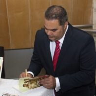 Crónica Editorial lanza su primer libro escritor por el periodista Máximo Jiménez