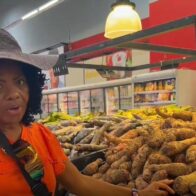 Cubana sale por primera vez de su país y se sorprende al visitar un supermercado en RD