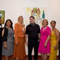 Inauguran la exposición "Arte Solidario" en apoyo a pacientes con cáncer