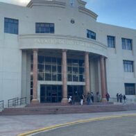 Condenan a 15 años de prisión a hombre que junto a otros atacó con arma blanca y a pedradas a un hombre en Santiago