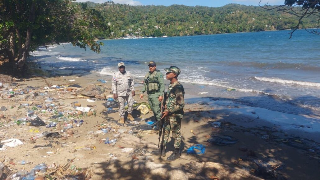 SENPA y Medio Ambiente refuerzan vigilancia en Samaná por contaminación en playas