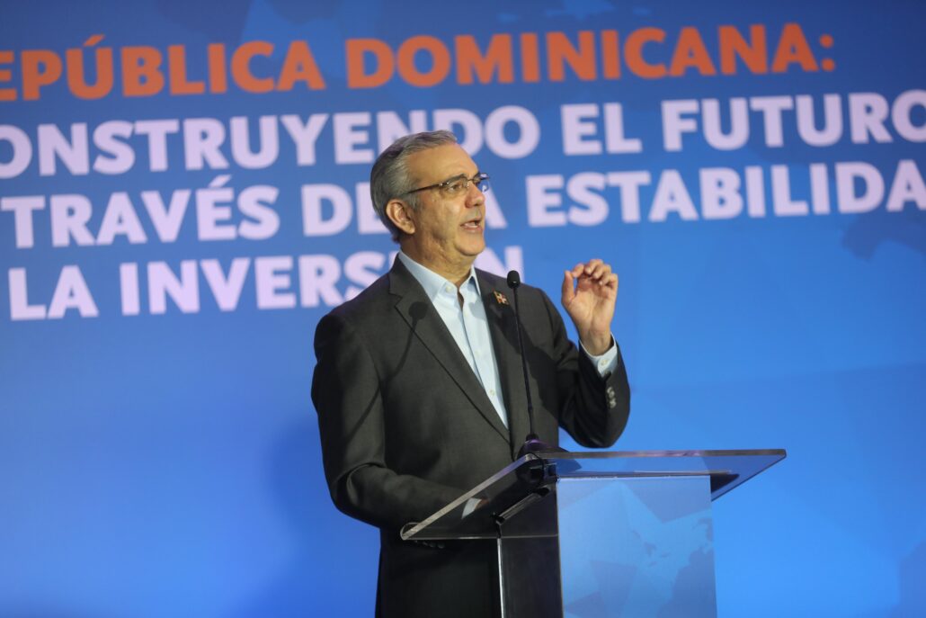El presidente Luis Abinader durante su participación en la Council of the Américas.