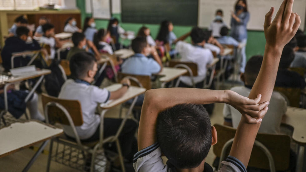 Educación sexual "sesgada" en Ecuador impide a menores reconocer violencia