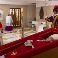 Cardenales fijan para el 7 de mayo el inicio del cónclave