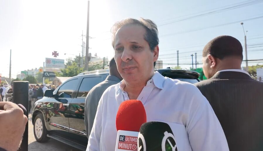 Ministro de Salud: "Se alertó a toda la red de trauma" para responder a tragedia Jet Set