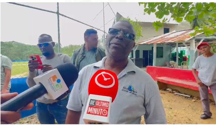 Denuncian abuso policial en Samaná: incautación de bienes y arresto de un anciano generan indignación comunitaria