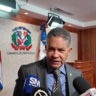 Diputado Eugenio Cedeño propone limitar importación de vehículos de lujo por parte de legisladores