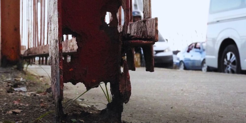 Puente de la 17: Un año de promesas incumplidas y peligro latente