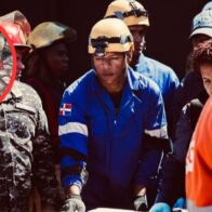 Cardenal Nicolás de Jesús López Rodríguez visita zona cero de tragedia en discoteca Jet Set
