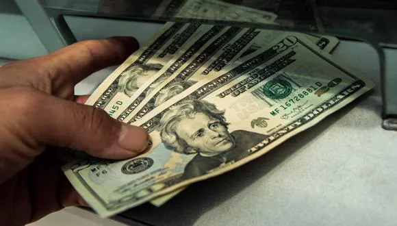 Este jueves el dólar se cambia a 59.25 pesos