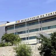 MITUR dispone varias medidas de seguridad de turistas y vacacionistas durante Semana Santa 2025