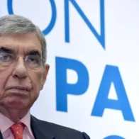 EE.UU. retira la visa al expresidente y Premio Nobel de la Paz, Óscar Arias