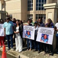 Familiares de Frank Reynaldo Hernández claman justicia en Monte Plata