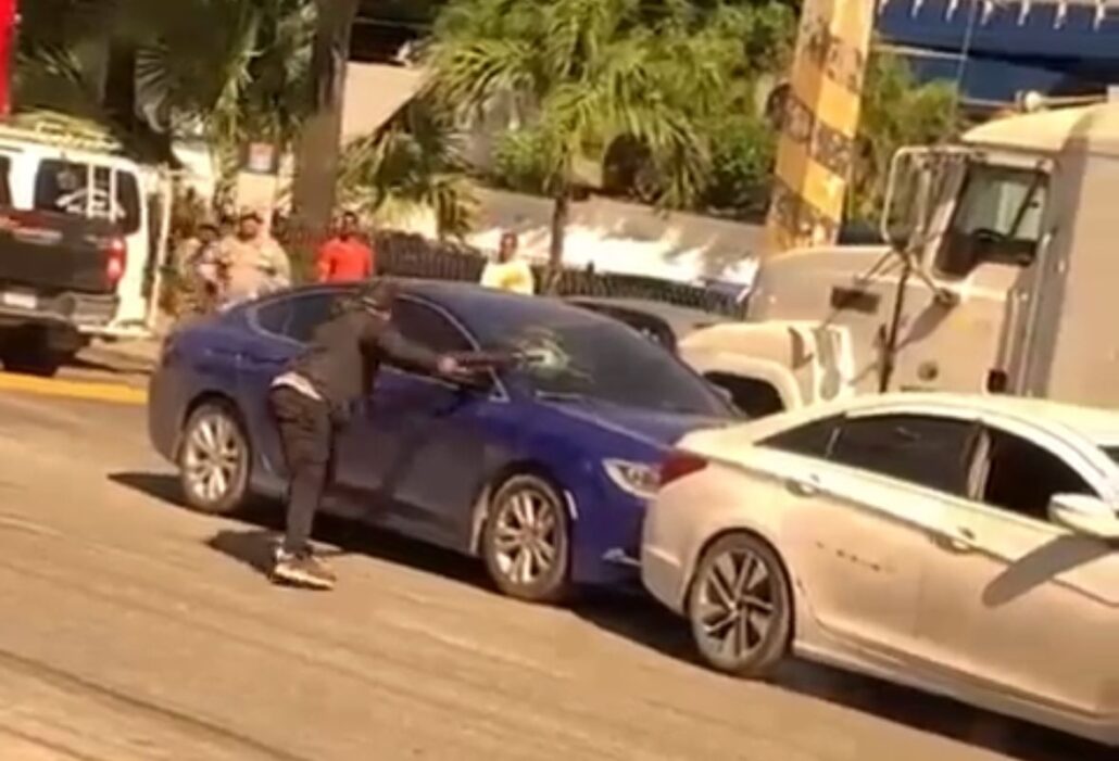 Migración apresa conductor que transportaría haitianos de manera irregular hacia Santo Domingo