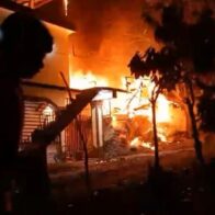 Incendio reduce a cenizas tres viviendas y familias claman por ayuda en Arroyo Toro-Masipedro