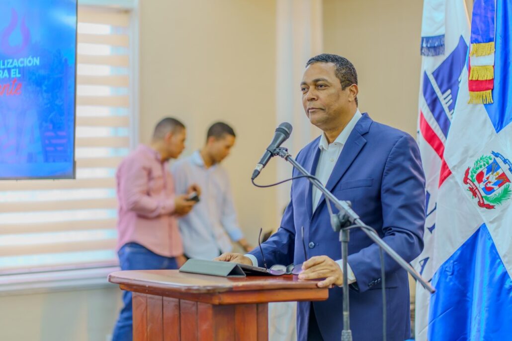 Presidente de la Liga Municipal Dominicana destaca la importancia de la descentralización