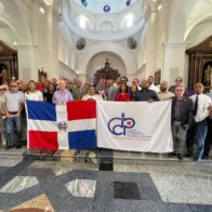 Arzobispo de Santiago exhorta a los periodistas a no dejarse vencer por el miedo y a ejercer un periodismo con valentía