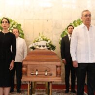 Presidente Abinader asiste a homenaje póstumo del destacado merenguero Rubby Pérez