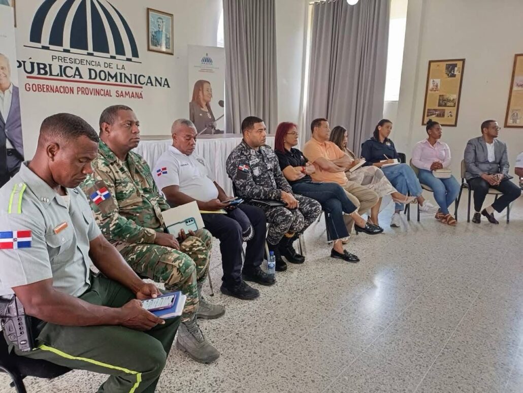 Autoridades de Samaná coordinan operativo para Semana Santa 2025