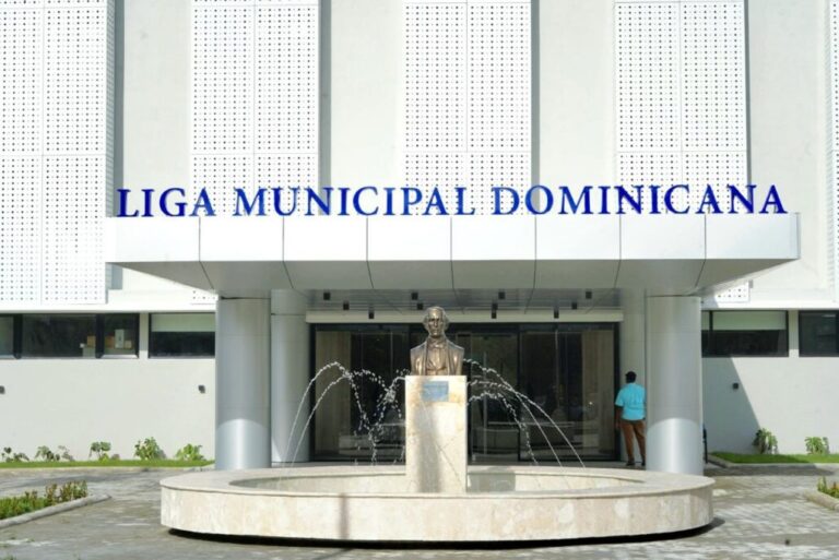 La Liga Municipal Dominicana suspende Semana del Municipalismo por tragedia en Jet Set