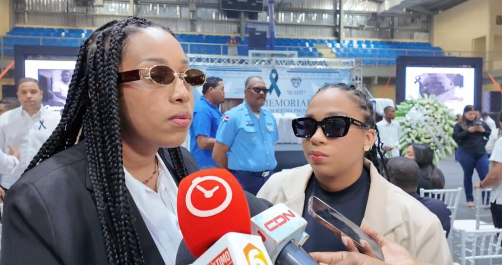 Hijas de víctimas en Jet Set exigen respuestas durante homenaje
