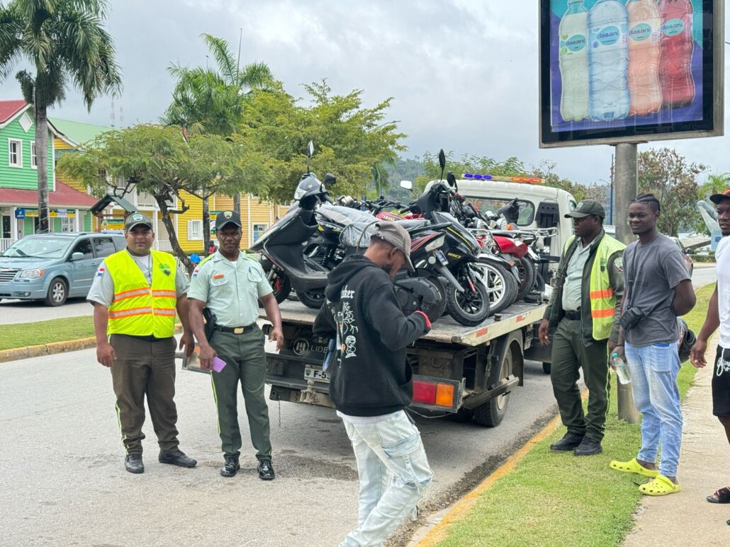 Digesett refuerza operativo de fiscalización en Santa Bárbara de Samaná