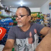 Colmadero pierde la paciencia y hasta el nombre del negocio al reclamar bocina incautada