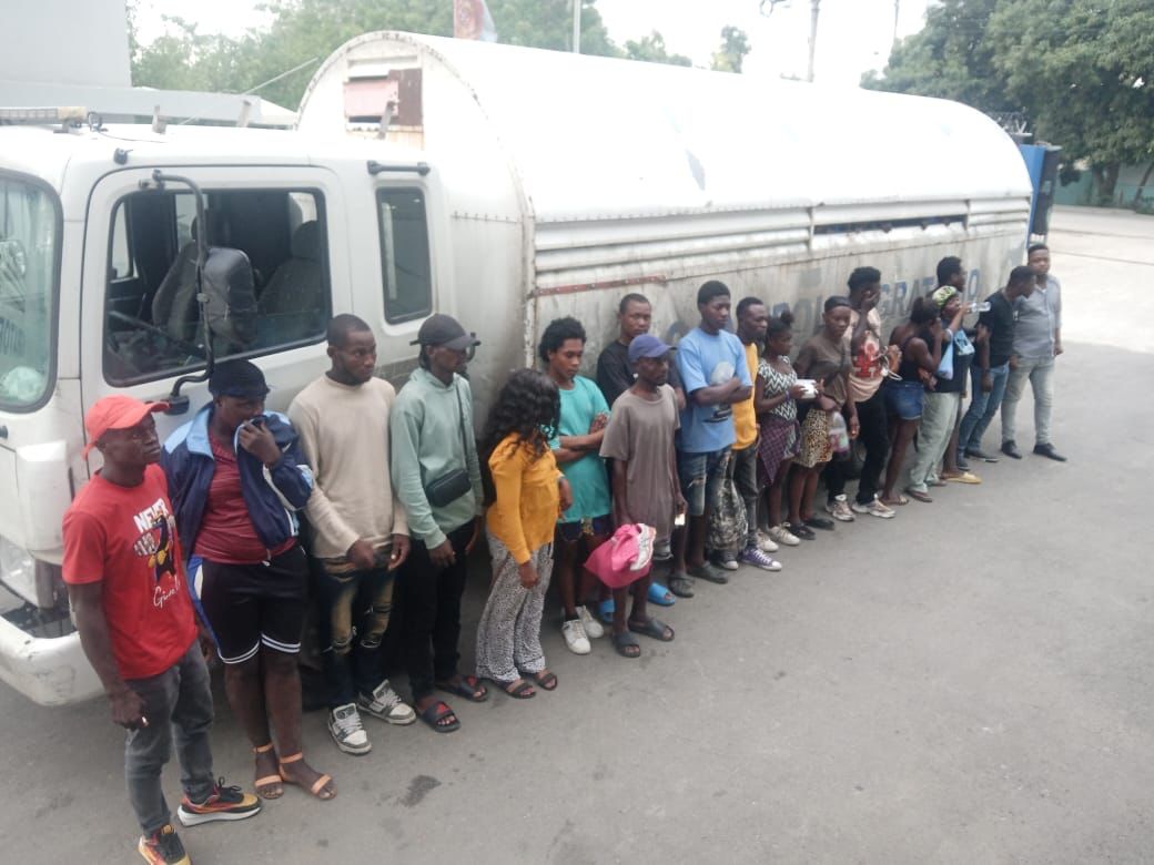 DGM incrementa redadas migratorias en el país; detiene a 1,198 y repatría 678 nacionales haitianos