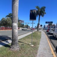 Cubren con fundas negras letreros que prohibían girar a la izquierda en Churchill con 27 de Febrero