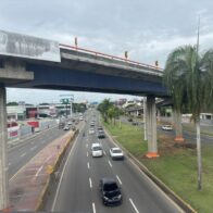 Avenida John F. Kennedy luce despejada en Jueves Santo