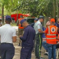 Balnearios de Santiago lucen vacíos este Sábado Santo: solo acuden miembros de la Defensa Civil