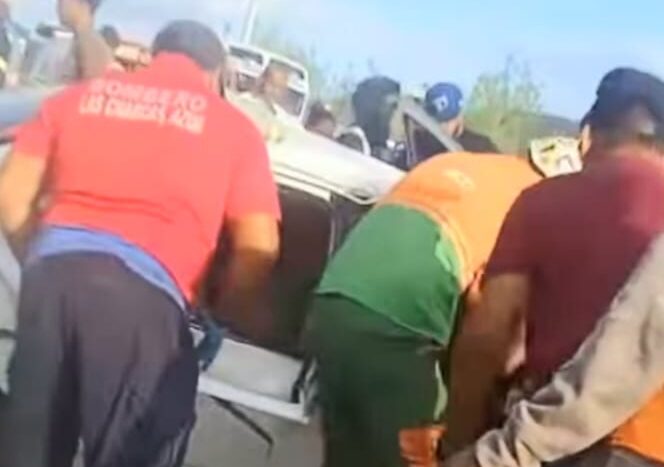 Cinco personas resultan heridas durante accidente de tránsito en Azua