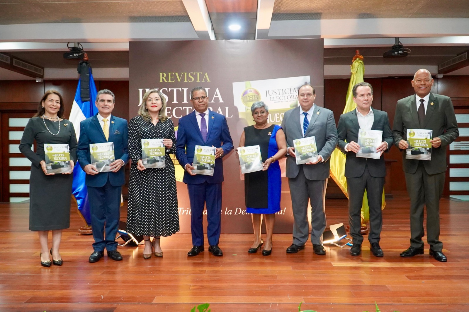 Tribunal Superior Electoral pone en circulación 5ta edición de su revista "Justicia Electoral"