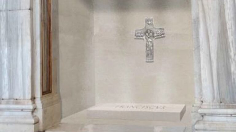 La lápida del papa Francisco será de mármol de la tierra de sus antepasados italianos