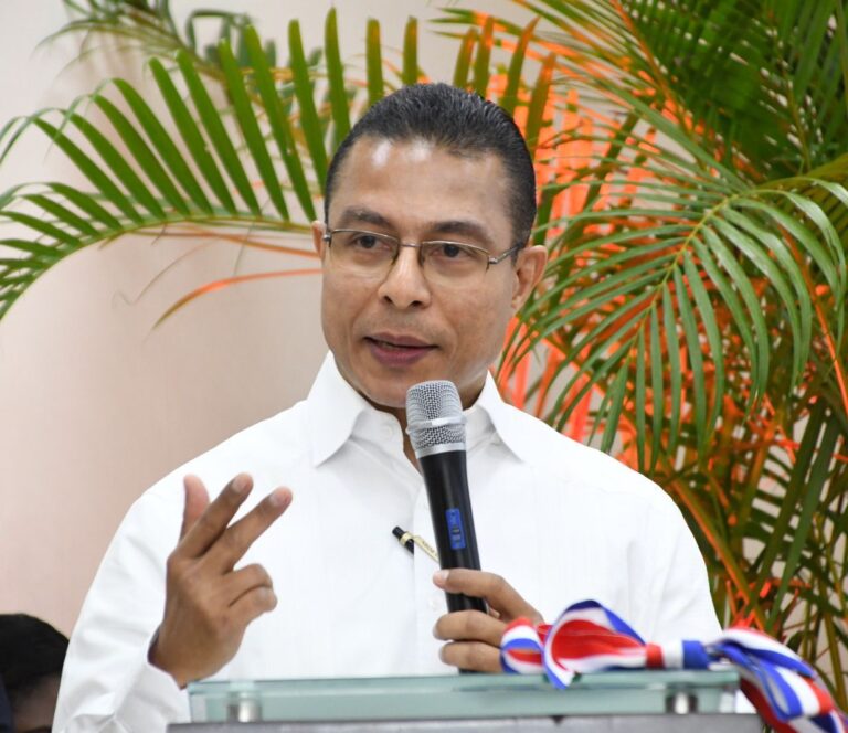 Miguel Camacho resalta impacto positivo de la Circunvalación de Baní