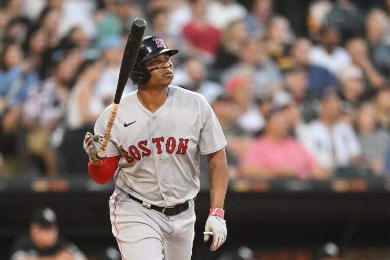 Resumen MLB: Devers conecta su primer jonrón de 2025; Cristopher Sánchez poncha 9; Doval se lleva la victoria 8 | Noticias de hoy en República Dominicana boston red sox third baseman rafael devers | Noticias de hoy en De Último Minuto