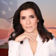 Embajadora Leah Campos critica cumbre convocada por presidente español Pedro Sánchez