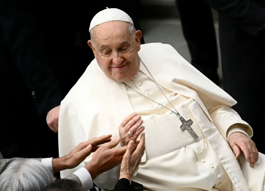 Seguidores del papa Francisco podrán acudir a darle ultimo adiós hasta el viernes