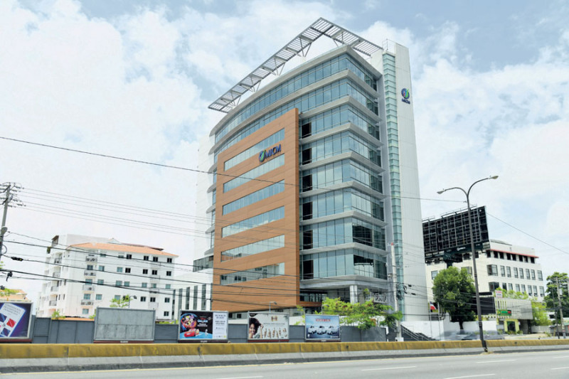 Edificio del Ministerio de Industria y Comercio.