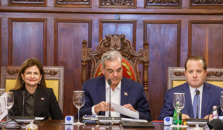 Gobierno destaca avances clave en vivienda, salud y seguridad tras Consejo de Ministros