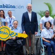 MINERD entrega autobús con rampa a Rehabilitación para promover la inclusión y la seguridad en el transporte