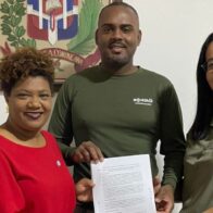 Distrito Educativo 14-04 y Eco Bahía firman acuerdo