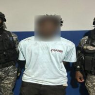 PN apresa a cuatro hombres por porte ilegal de armas de fuego en operativos realizados en Bahoruco y La Vega