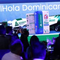 Enrique García, director Caribe de Cempro presenta la nueva imagen de Cemento Titán
