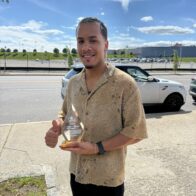 Yan Romel recibe su primer reconocimiento como “Joven de Oro”