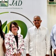 La JAD y Holland House Caribbean firman acuerdo para impulsar la innovación agropecuaria