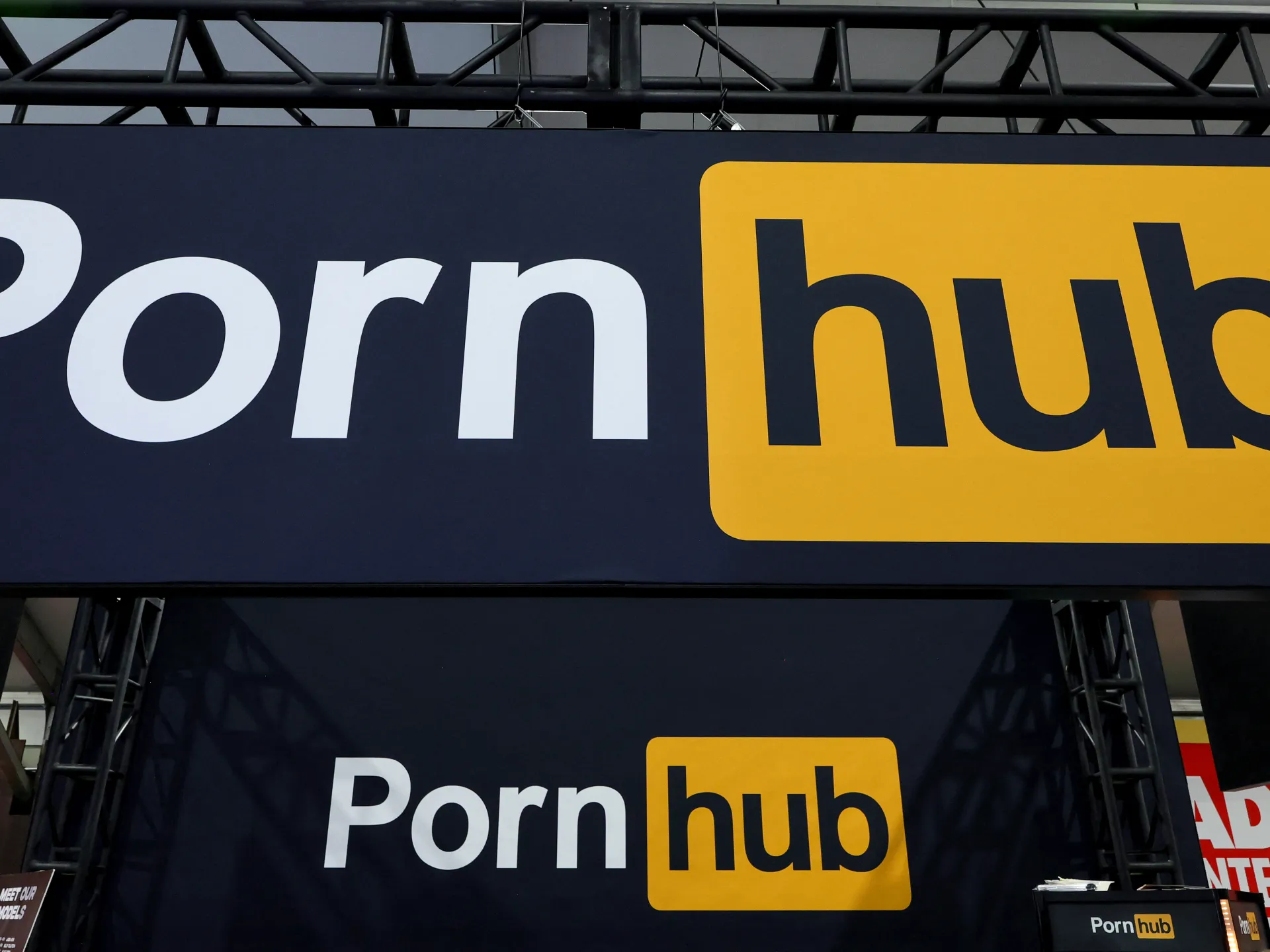 Bruselas abre investigación contra plataformas pornográficas por no proteger a menores
