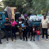 Detienen 7 haitianos indocumentados dentro de camión de mudanzas en Duvergé
